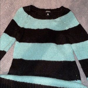 Long sleeve striped sweater